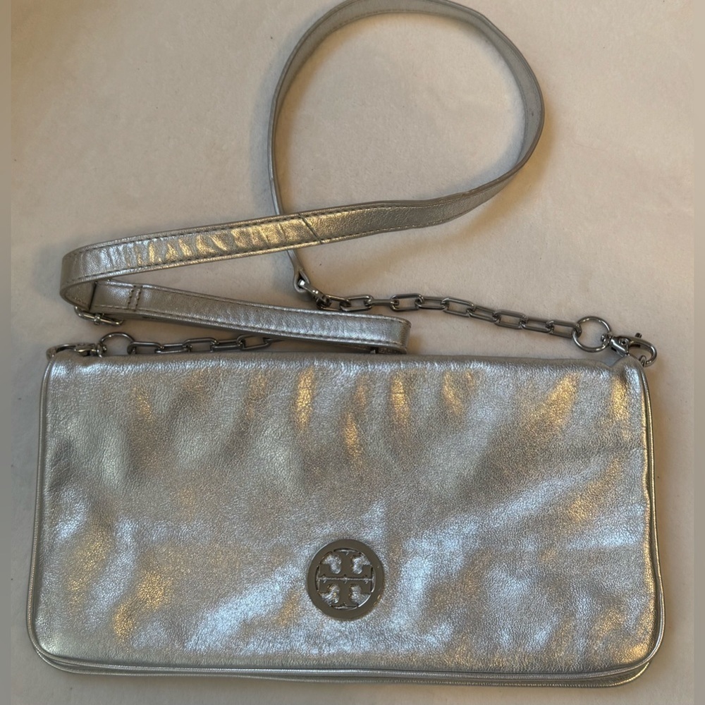 Tory Burch Silver Metallic Crossbody/Clutch Shoulder Bag